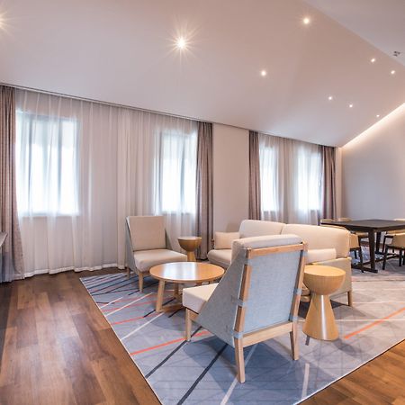 Holiday Inn Express Guizhou Qinglong By Ihg Екстер'єр фото